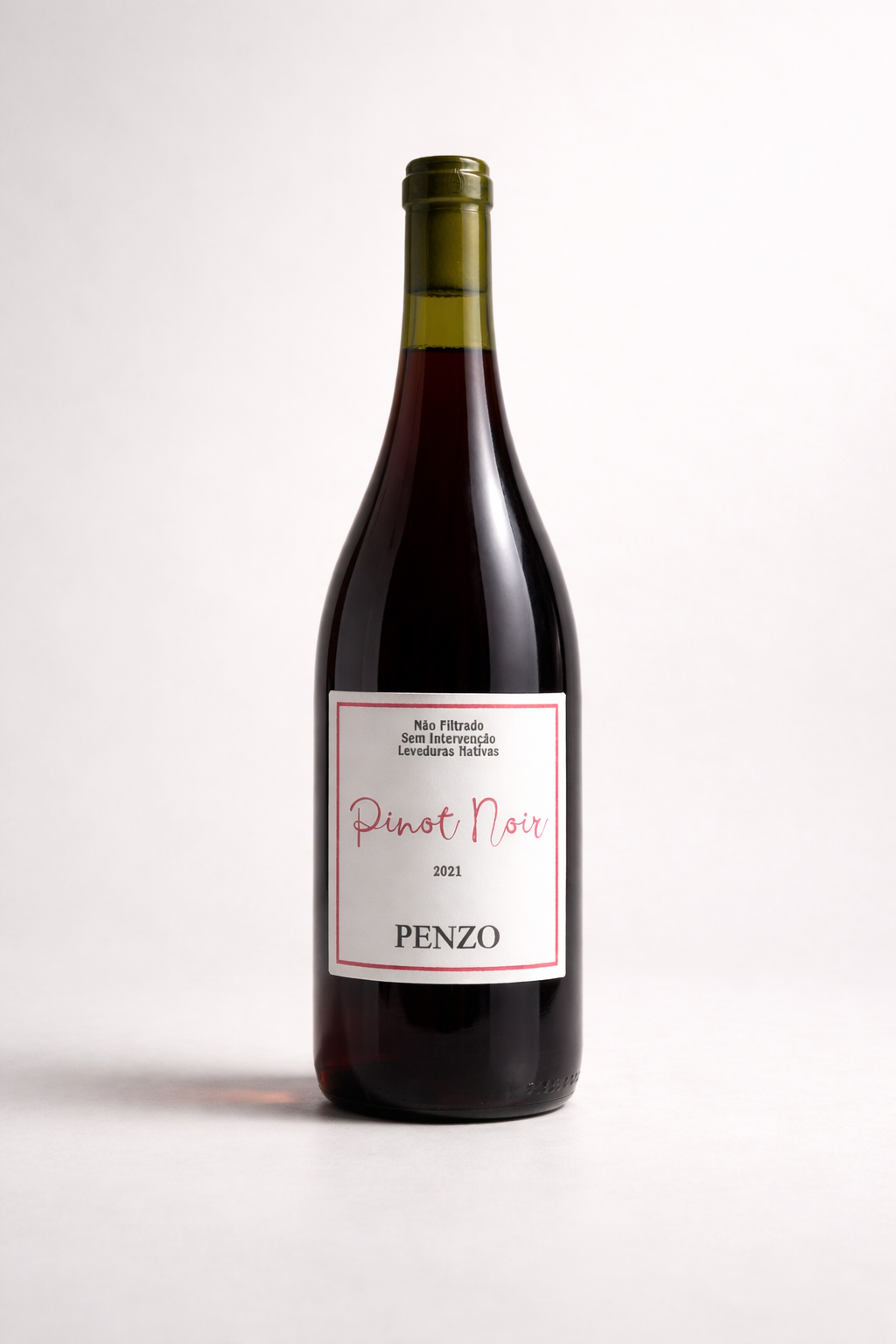Pinot Noir - Tinto - Penzo | 2021 – Vibrana - Vinhos Brasileiros